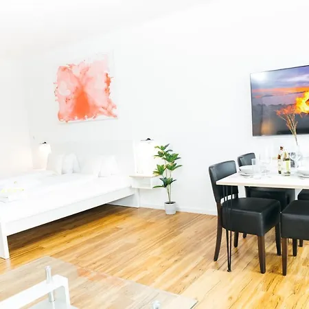 Heimatel - Suiten, Und