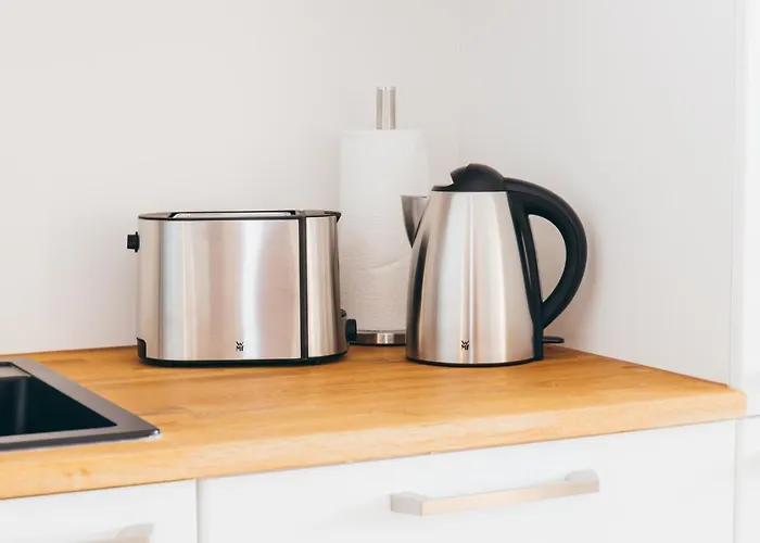 Heimatel - Suiten, Und